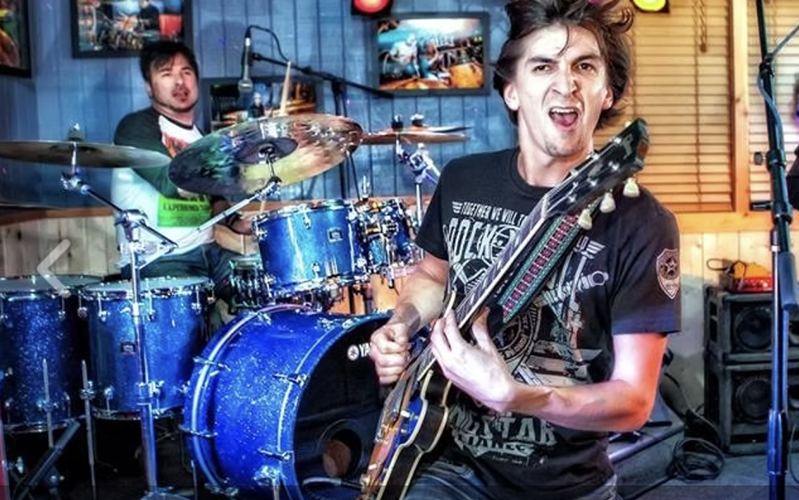 Billy Blues Bar & Grill